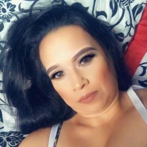 Meet your Posher, Noemi